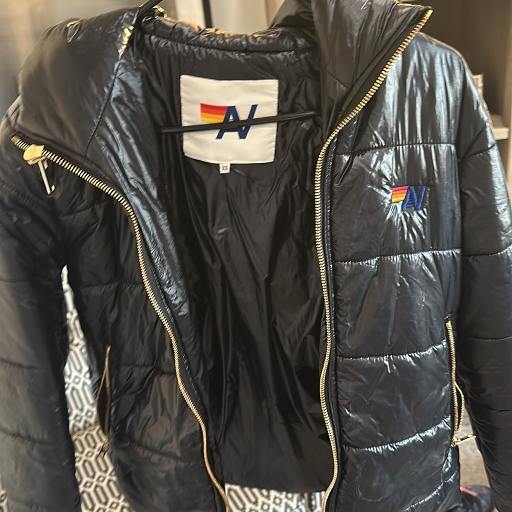 Aviator Nation Blot Luxe Apres Puffer Jacket Glossy Black. Size XS - Picture 6 of 6